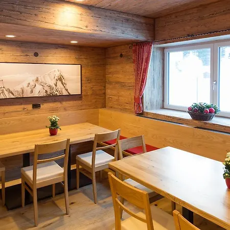 Schaidberg Hostel *